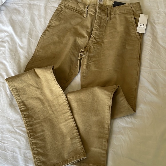 Gap - Picture 7 of 8